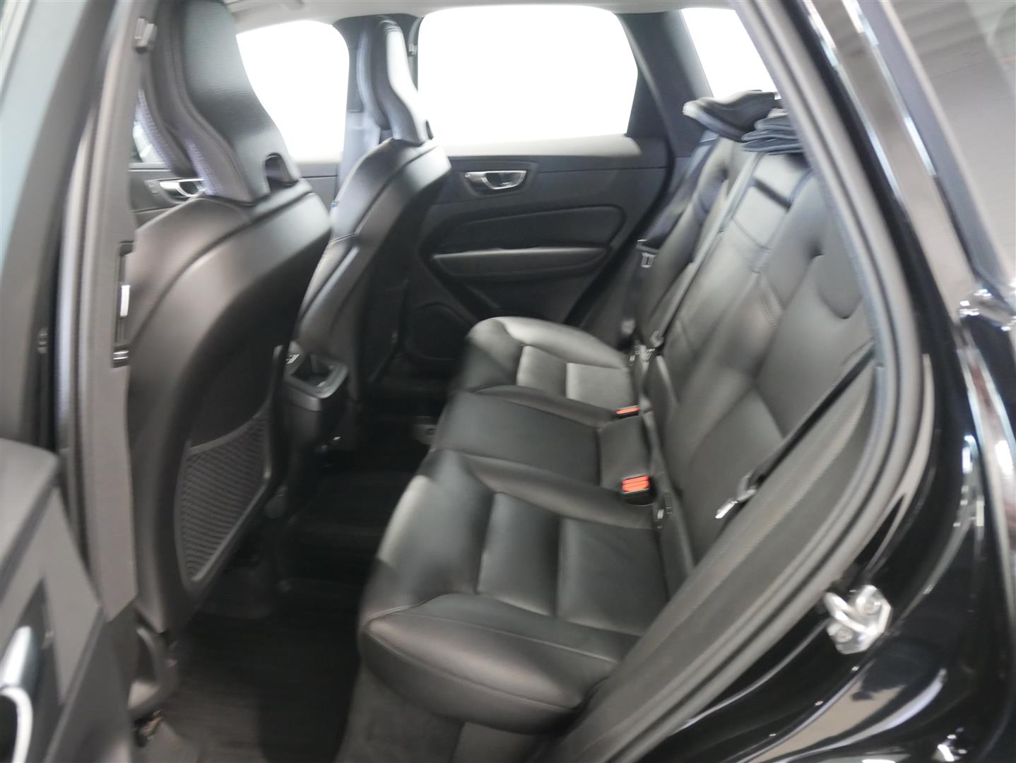 VOLVO XC60 2019