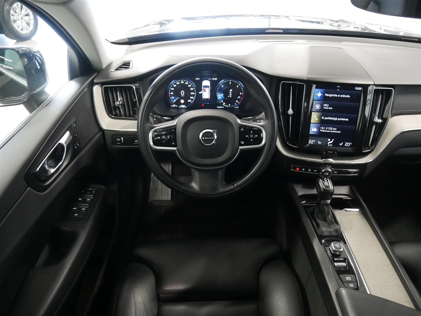 VOLVO XC60 2019