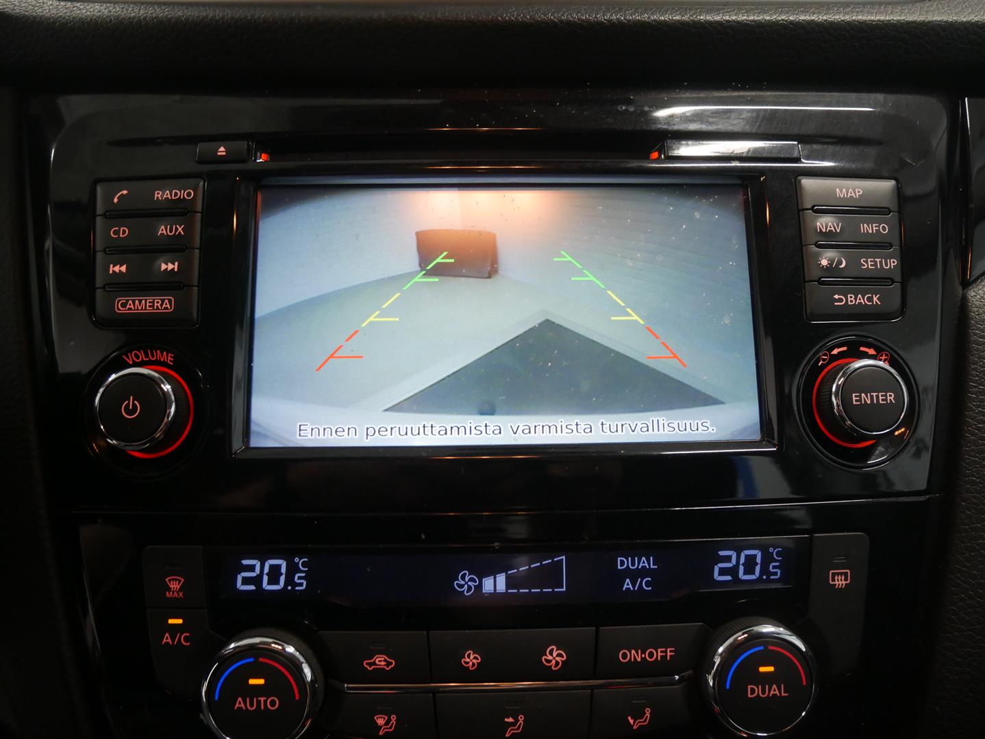 NISSAN Qashqai 2015