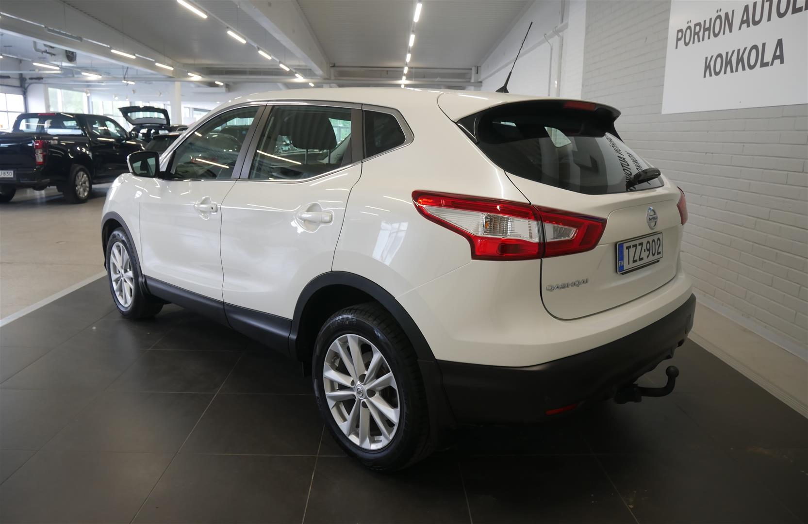 NISSAN Qashqai 2015