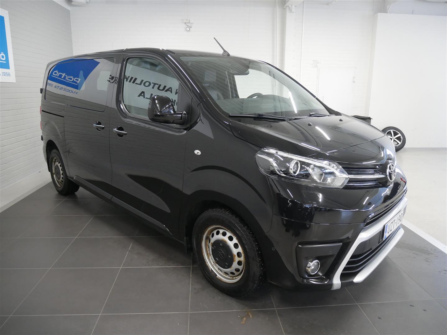 TOYOTA Proace 2017