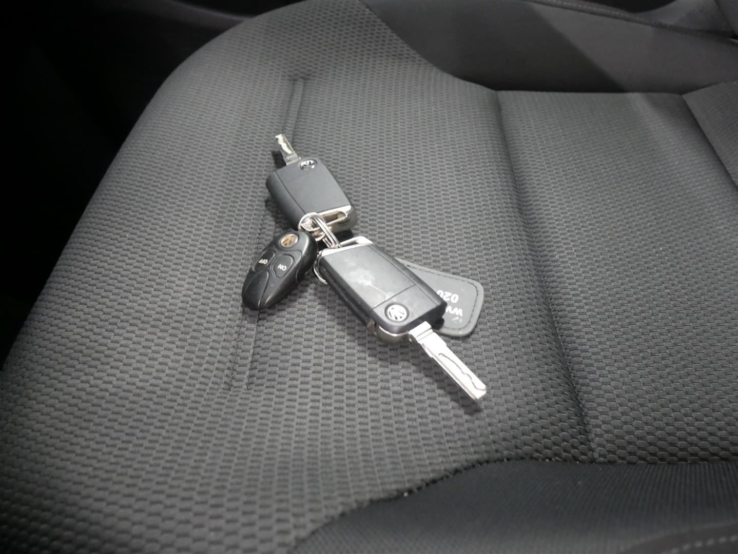 VOLKSWAGEN Golf 2015