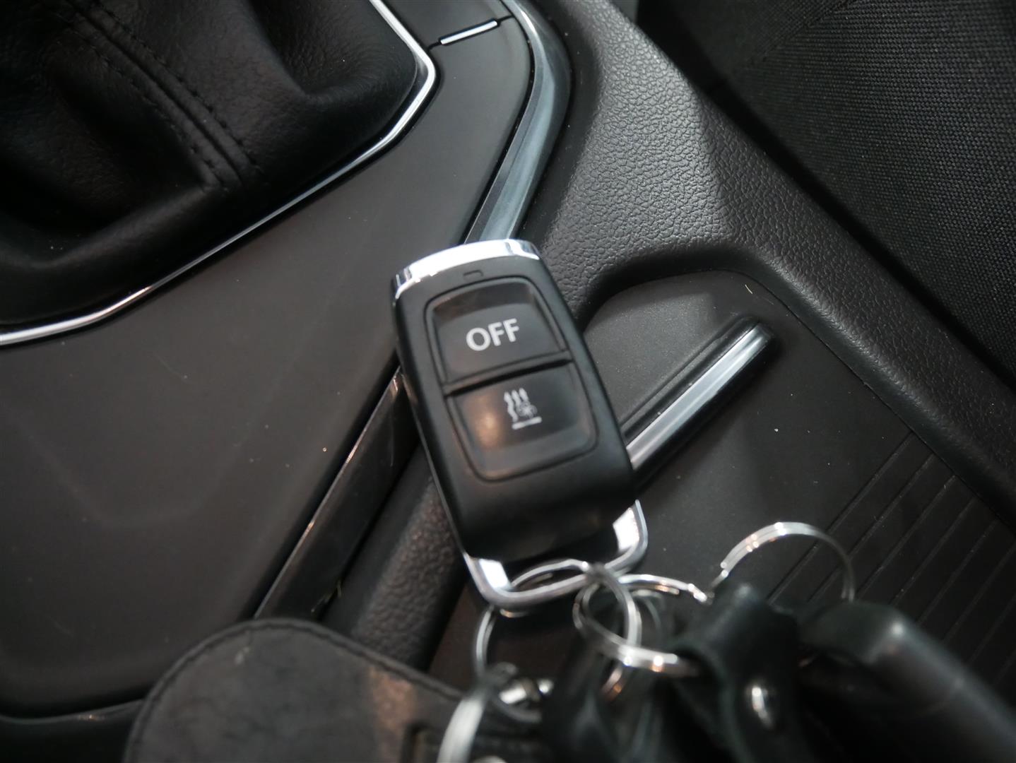 VOLKSWAGEN Tiguan 2016