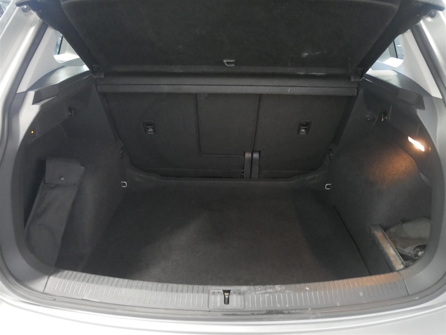 VOLKSWAGEN Tiguan 2016