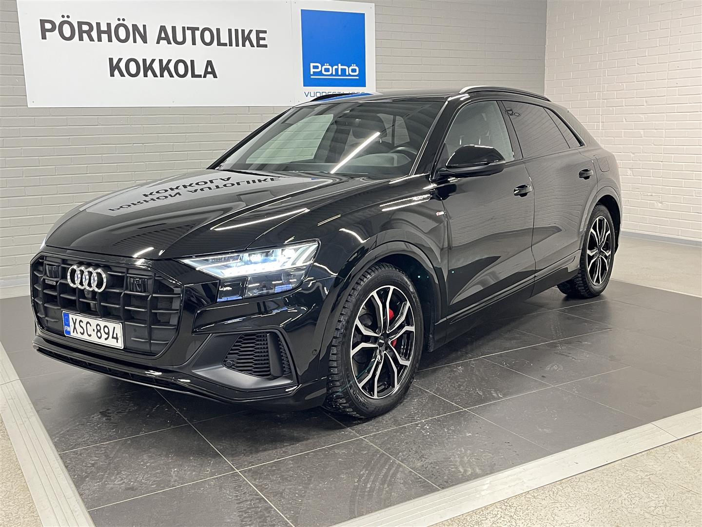 AUDI Q8 2023