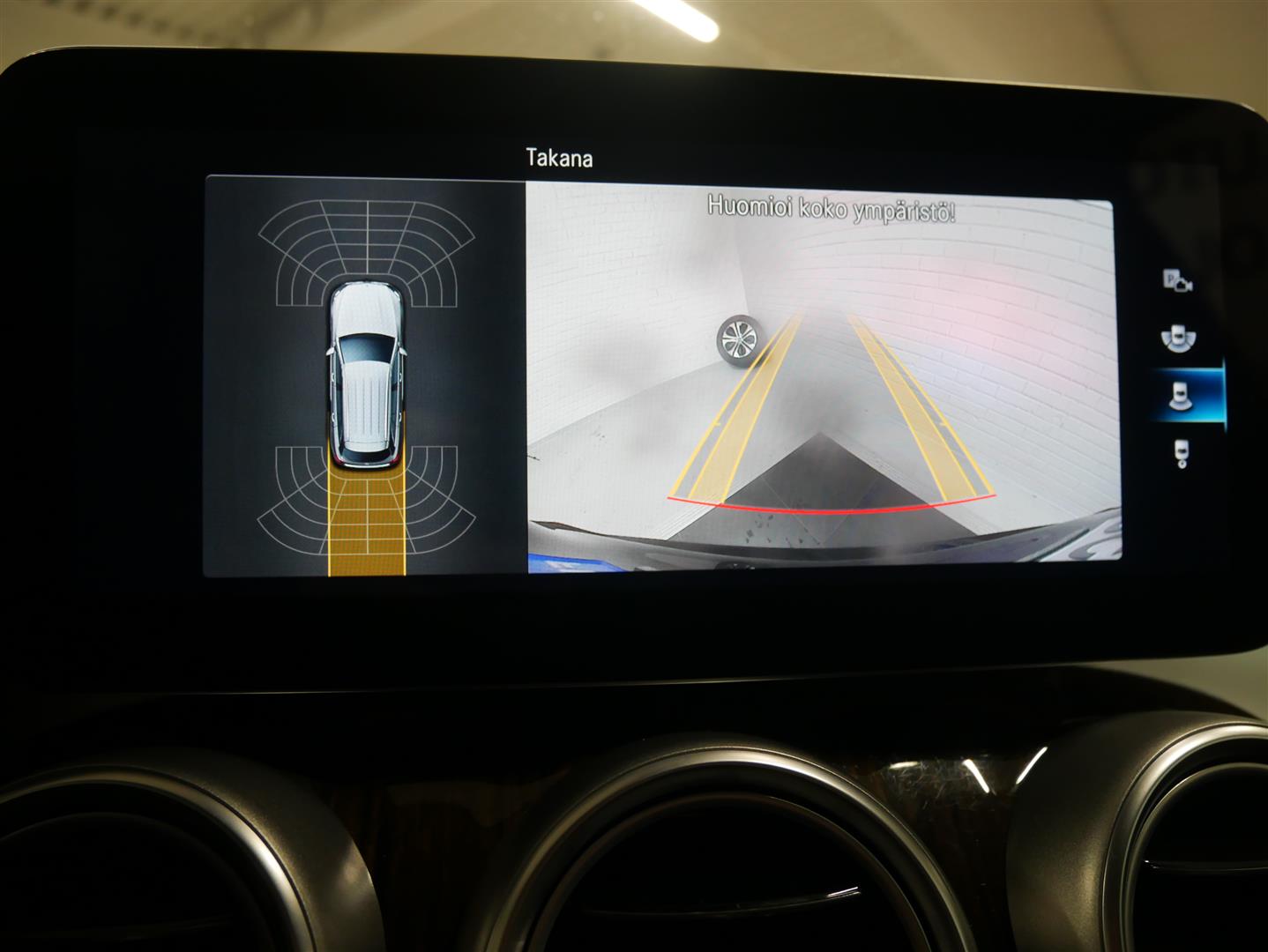 MERCEDES-BENZ GLC 2021