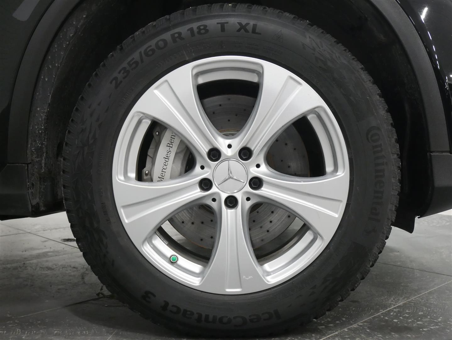 MERCEDES-BENZ GLC 2021