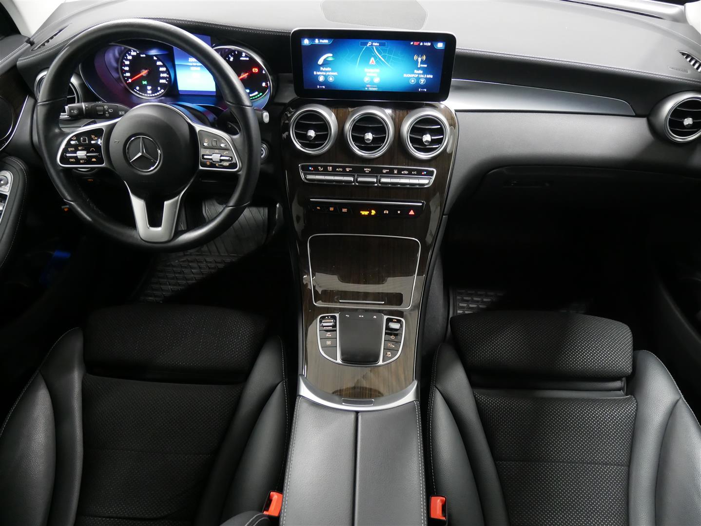 MERCEDES-BENZ GLC 2021