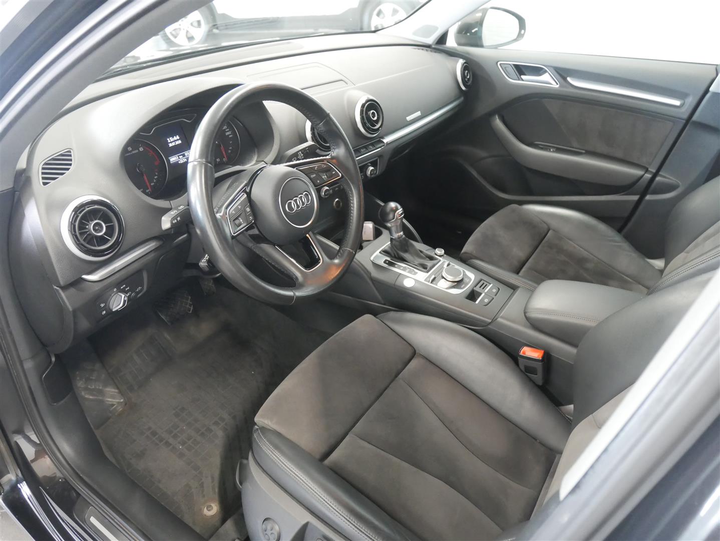AUDI A3 2016