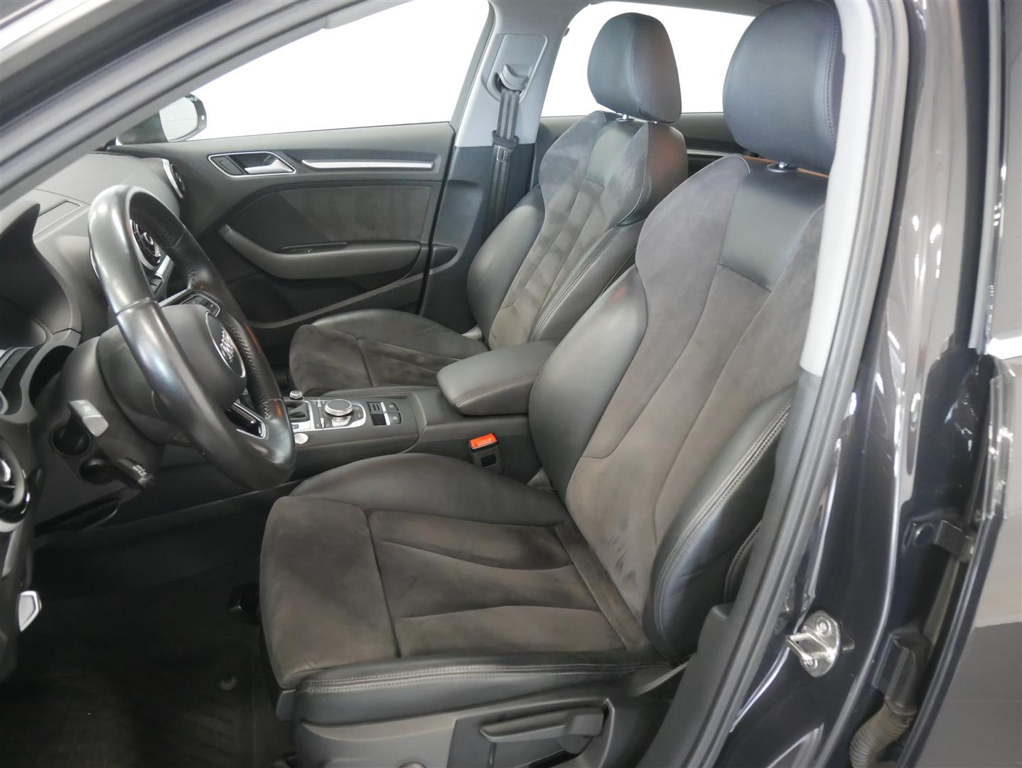 AUDI A3 2016