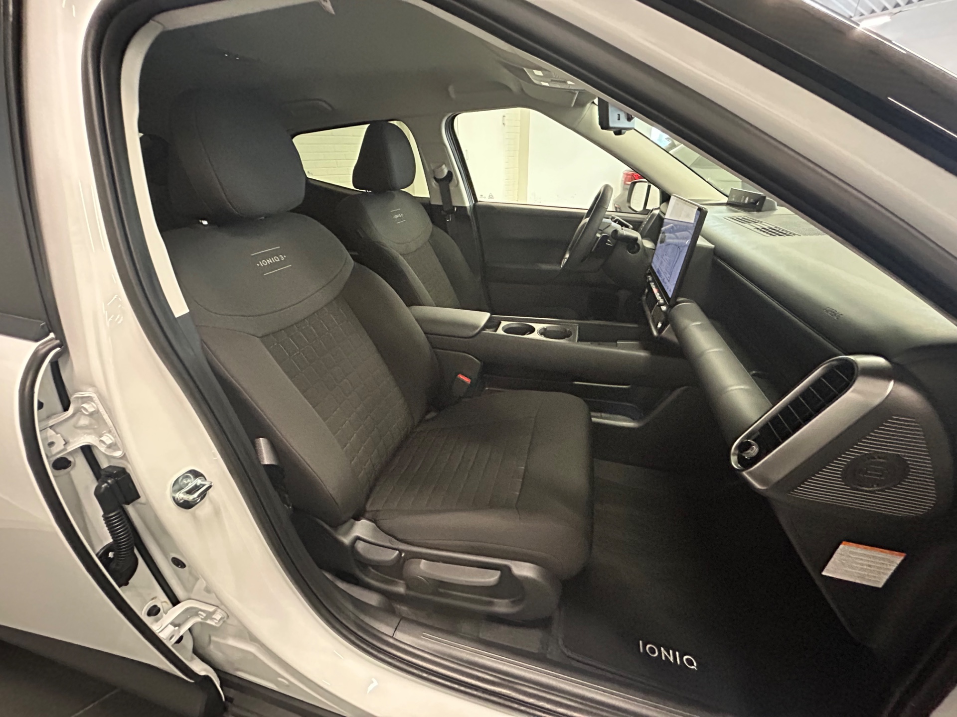 Hyundai IONIQ 3 2026