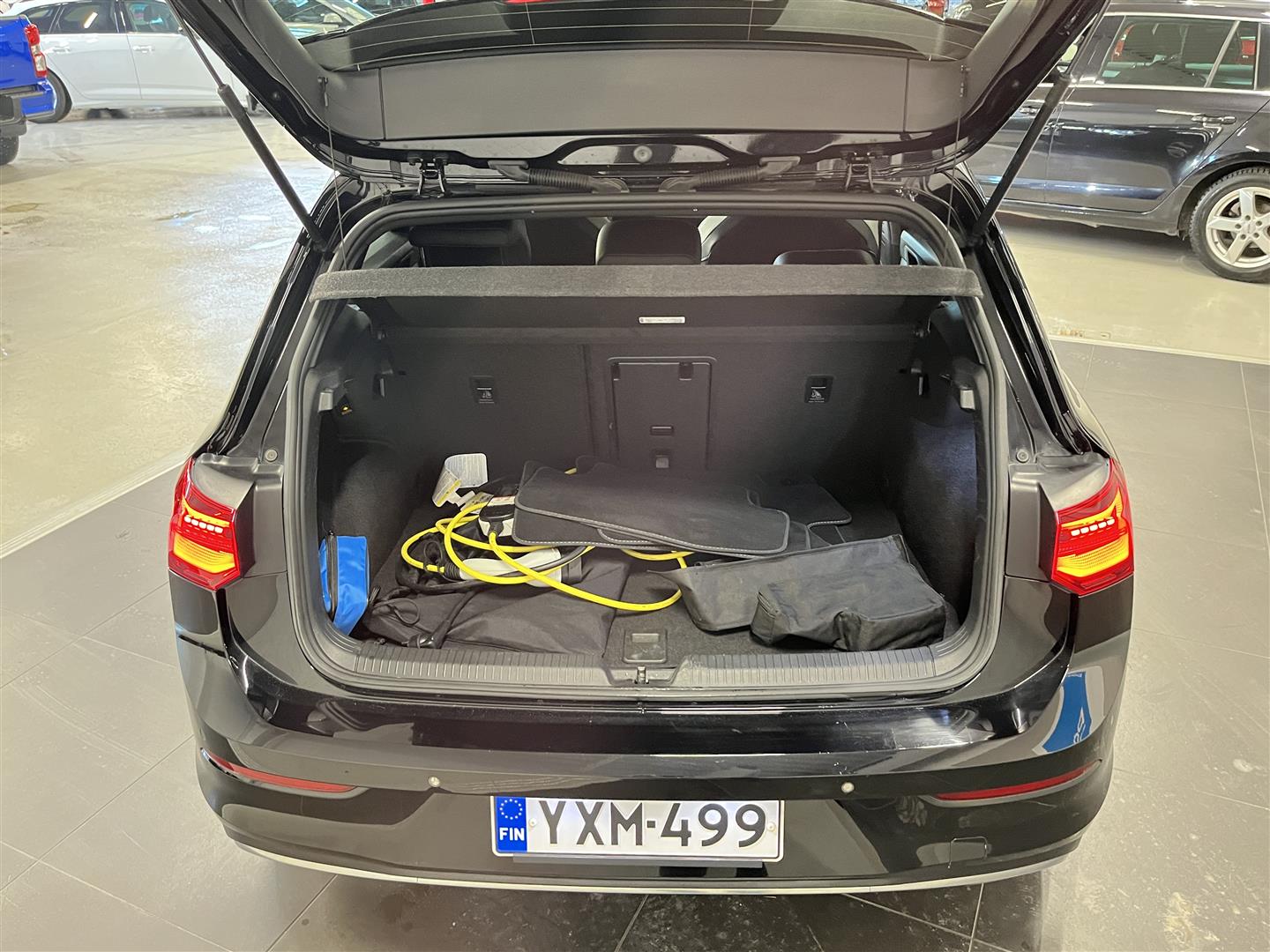 VOLKSWAGEN Golf 2021