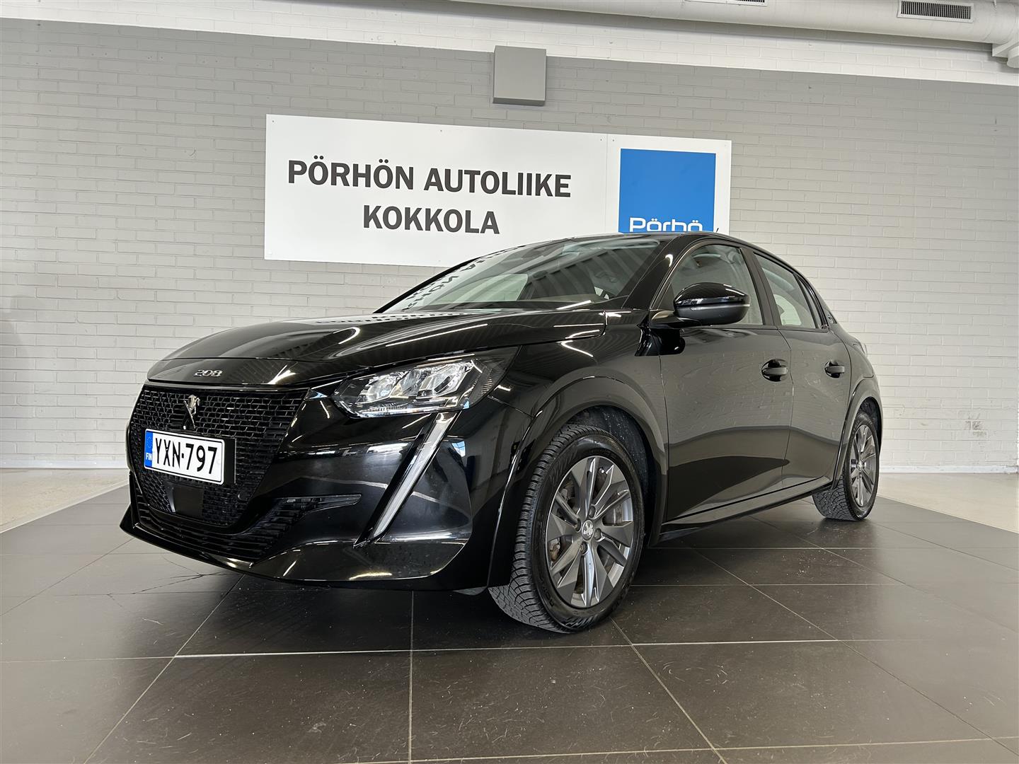 PEUGEOT e-208 2021