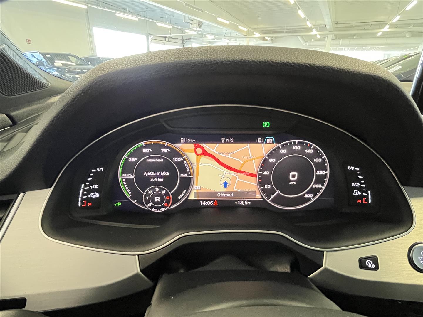 AUDI Q7 2018