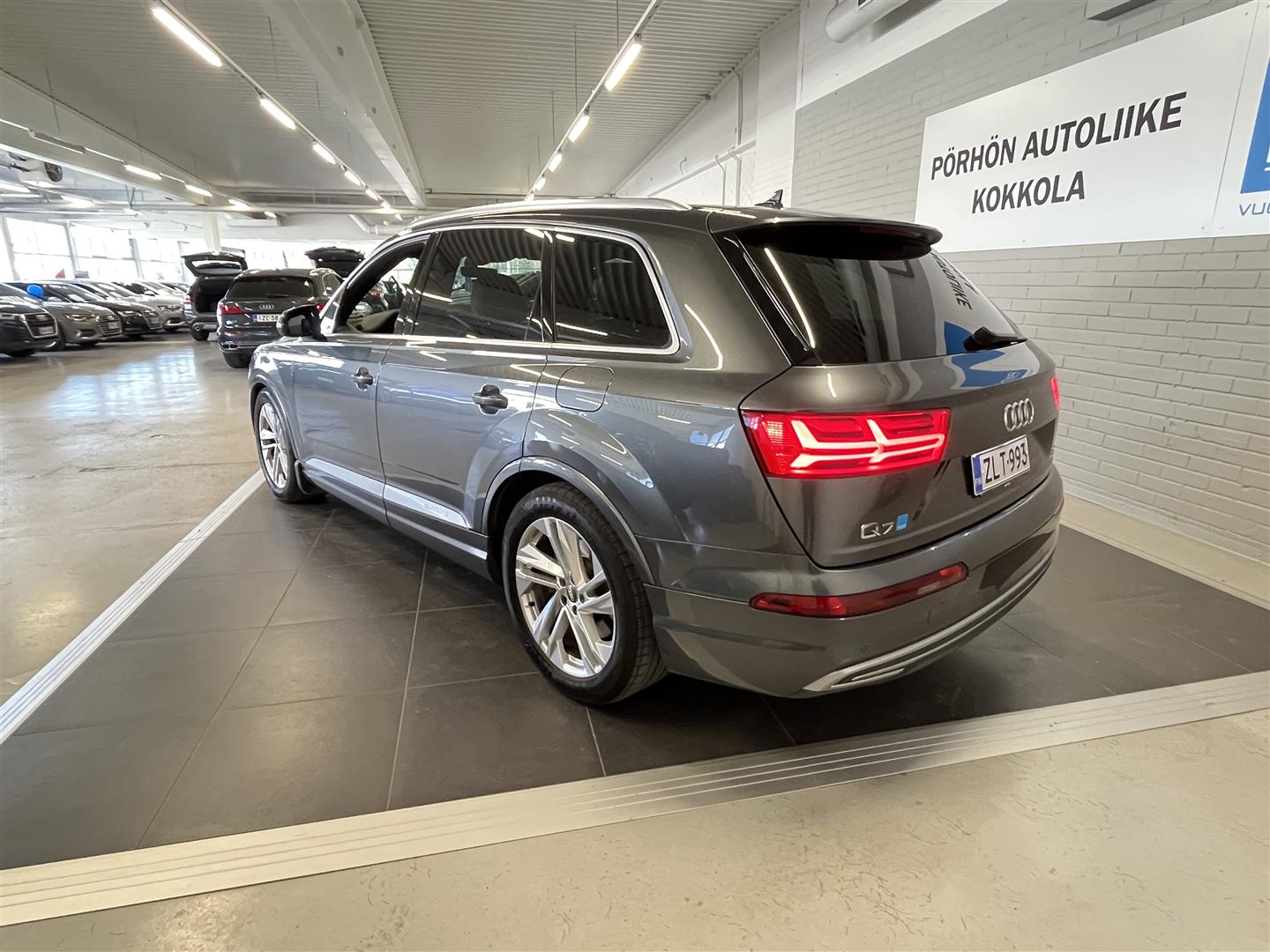 AUDI Q7 2018