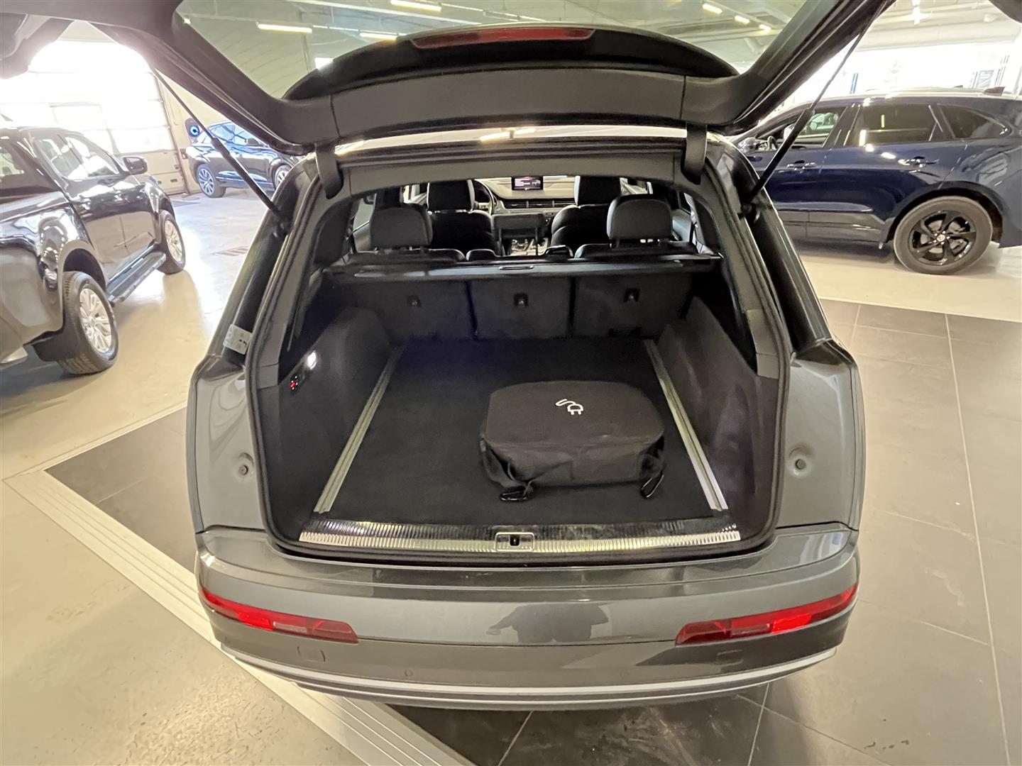 AUDI Q7 2018