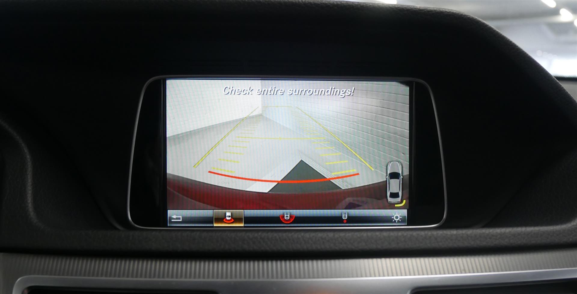 MERCEDES-BENZ E 2016