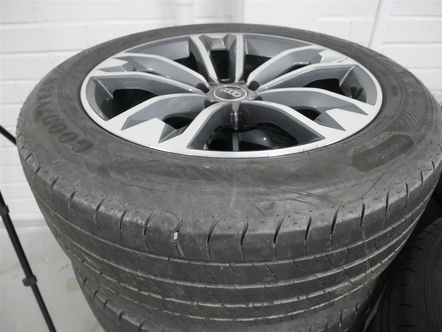 AUDI A4 allroad quattro 2023