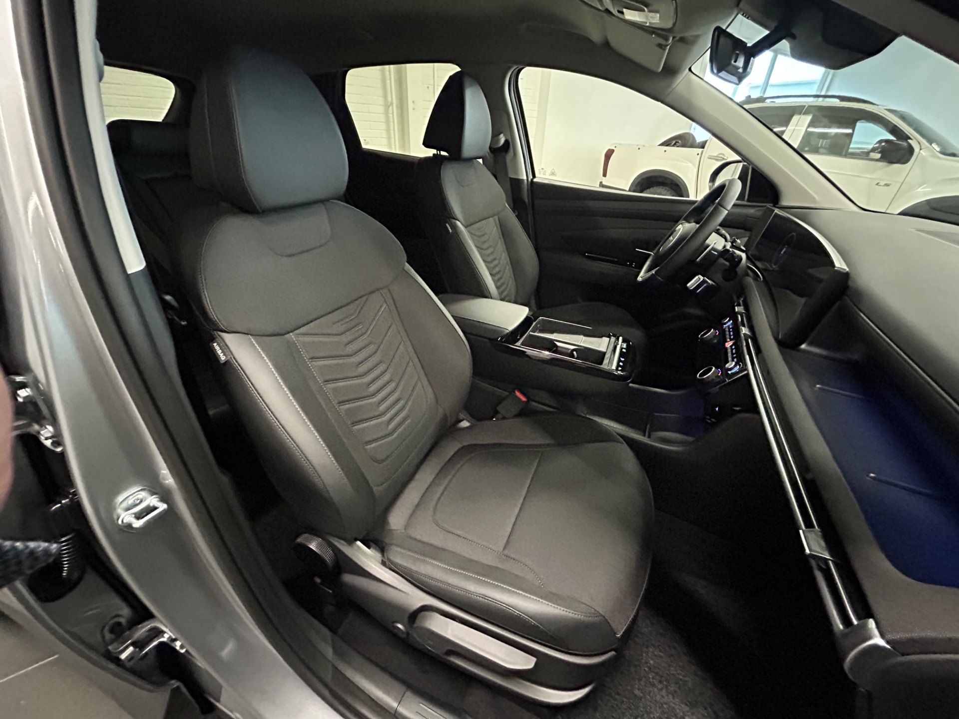 Hyundai TUCSON Hybrid 2026