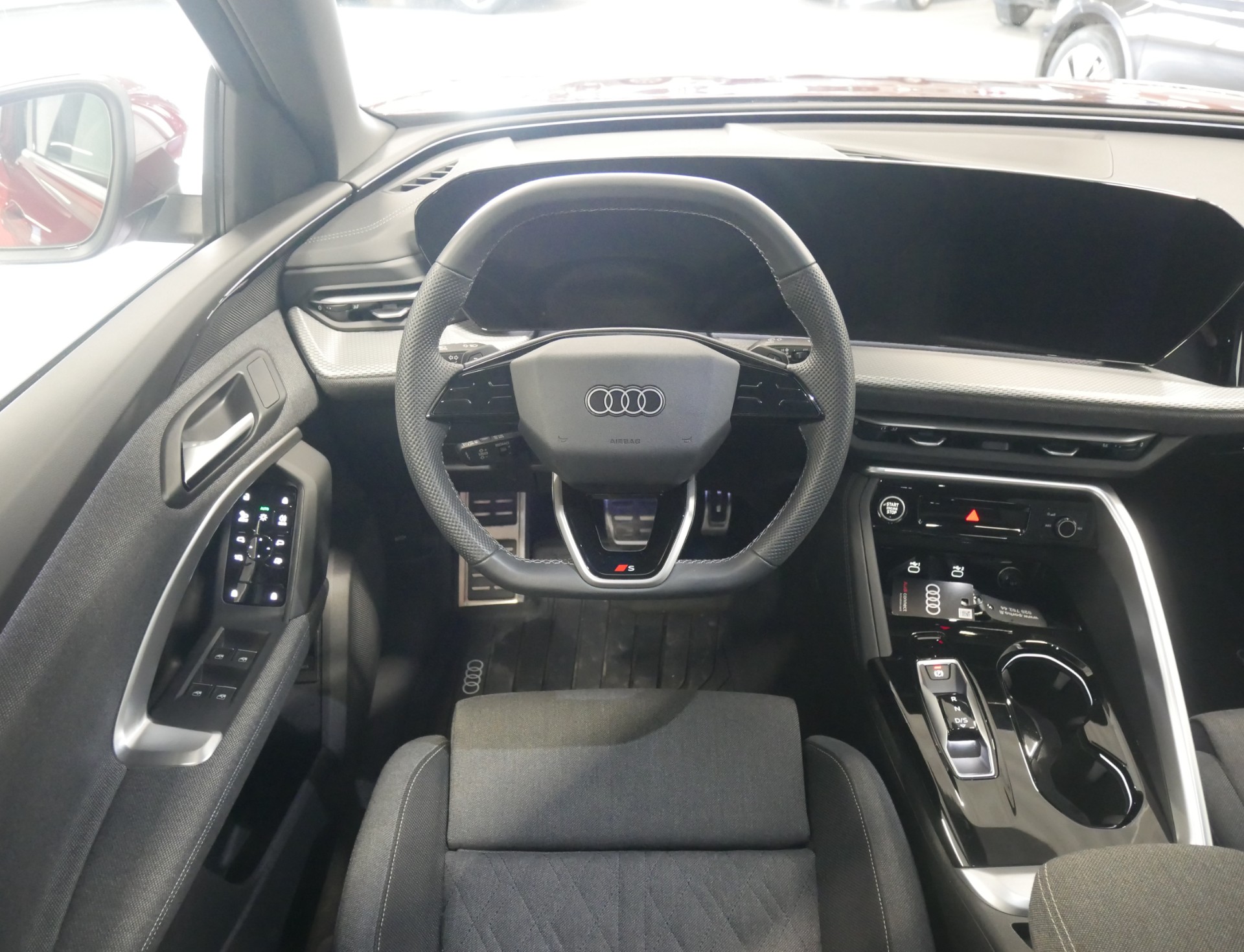 AUDI Q5 2025