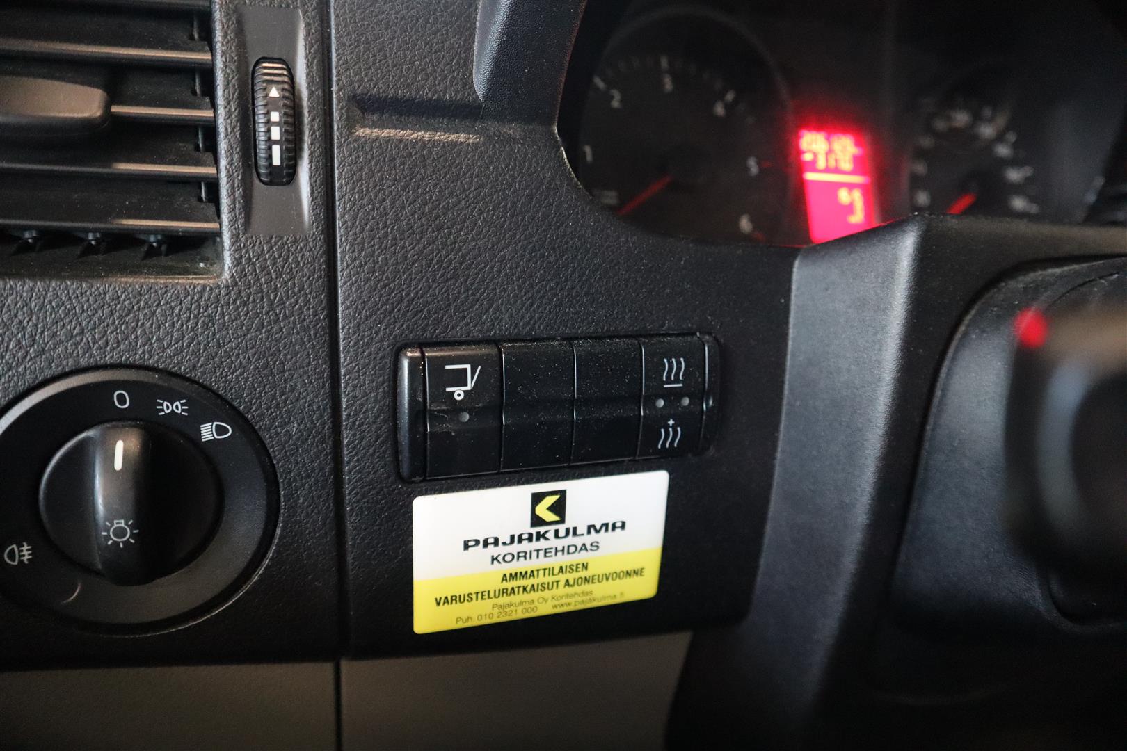 VOLKSWAGEN CRAFTER 2016