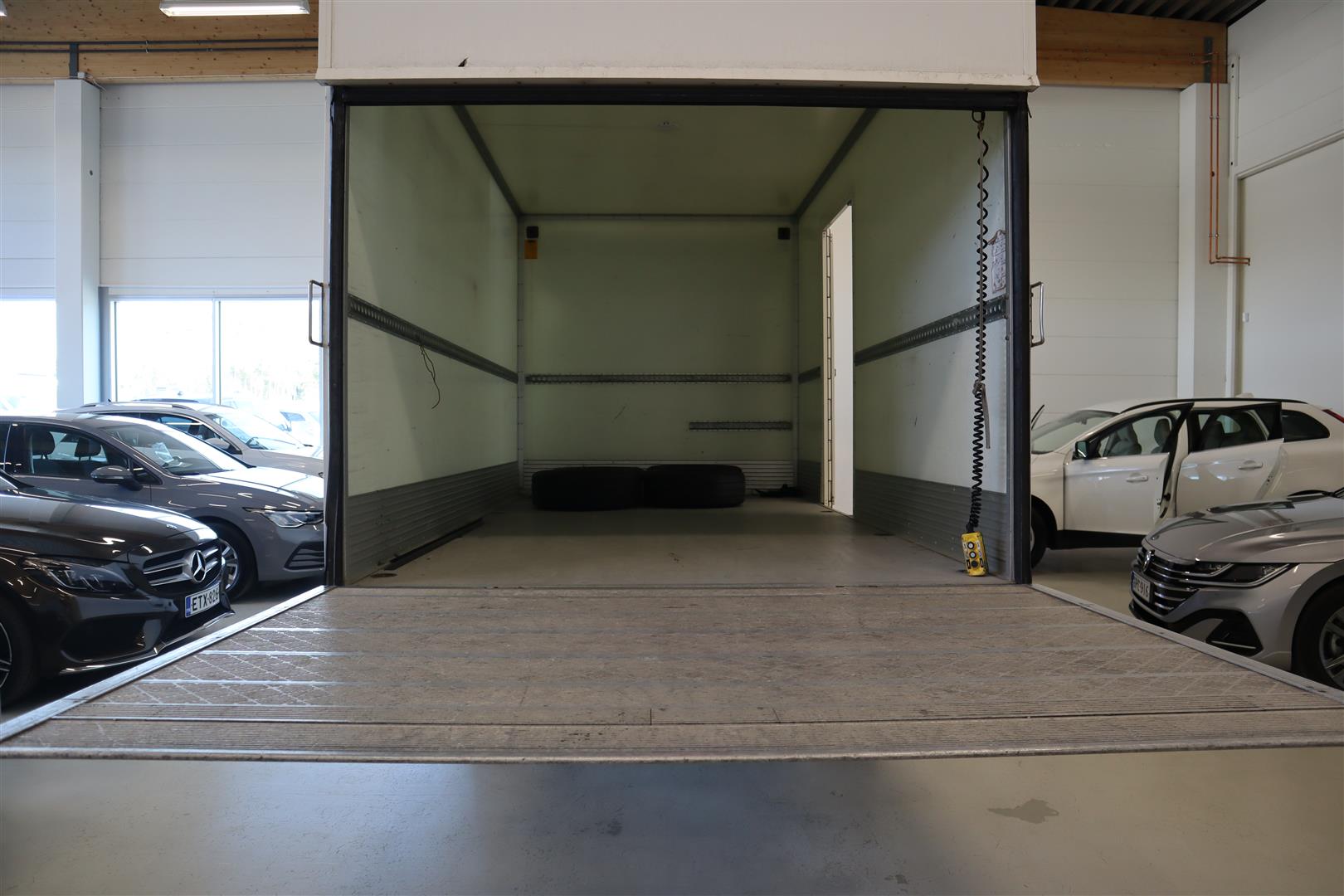 VOLKSWAGEN CRAFTER 2016