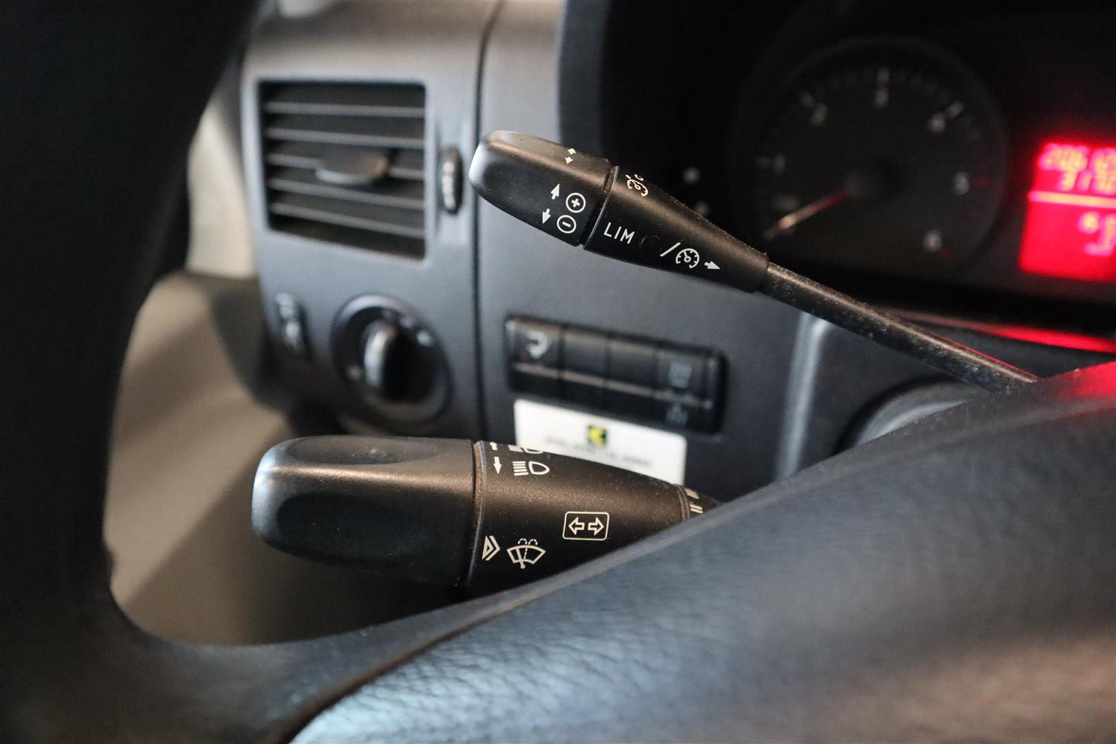 VOLKSWAGEN CRAFTER 2016