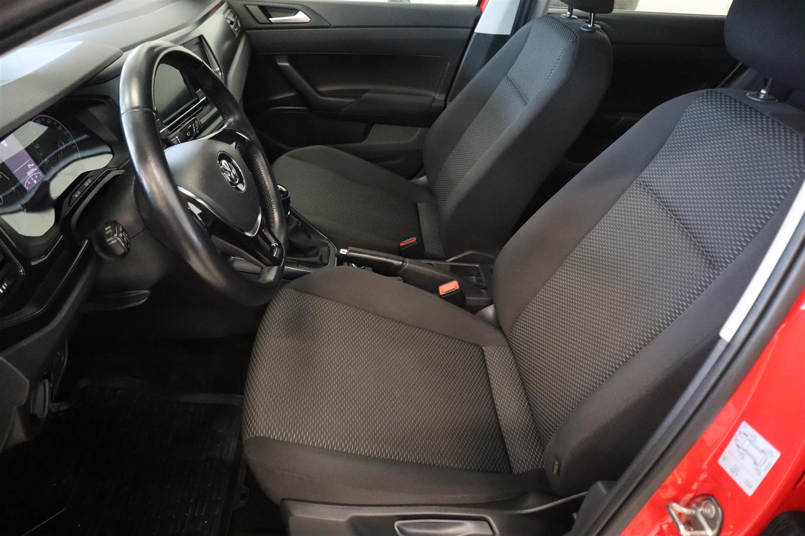 VOLKSWAGEN Polo 2019