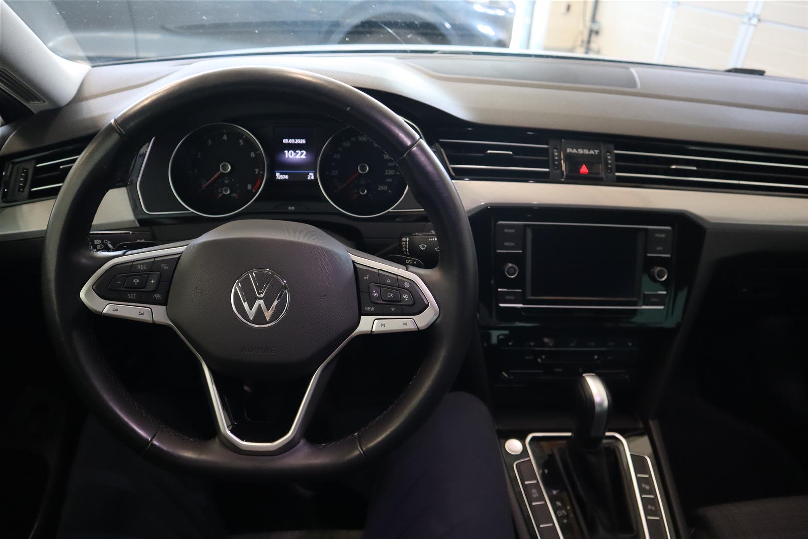 VOLKSWAGEN Passat 2022