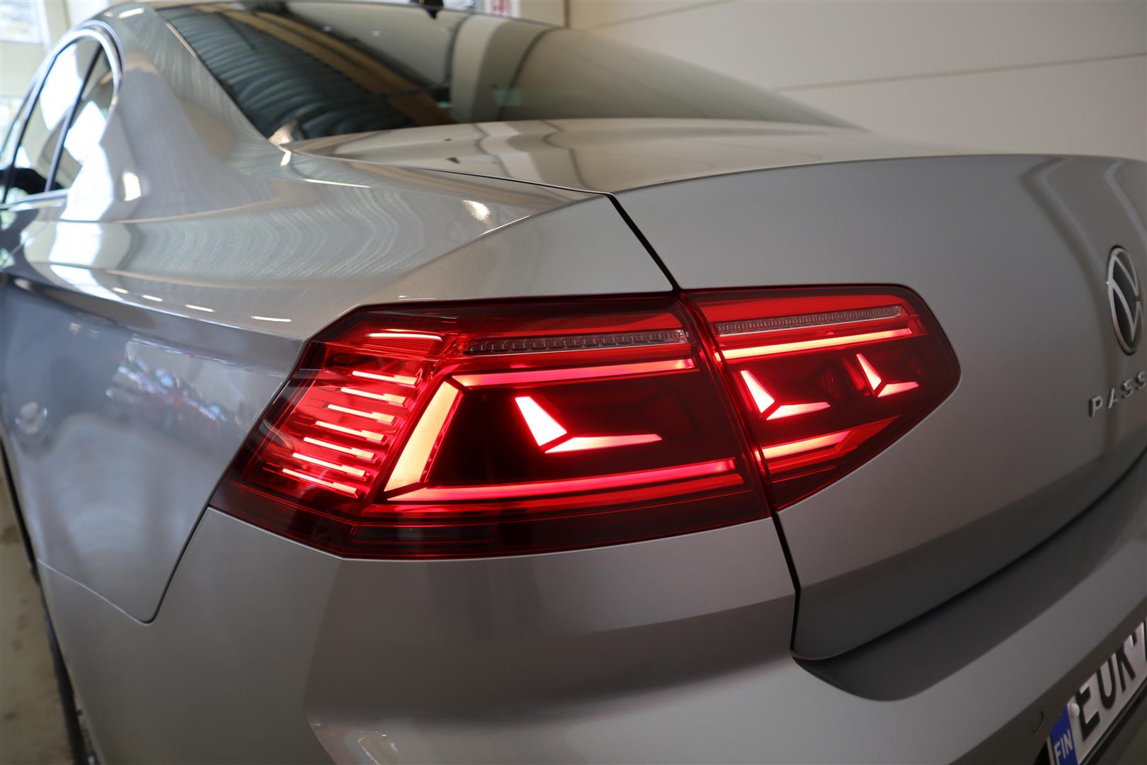 VOLKSWAGEN Passat 2022