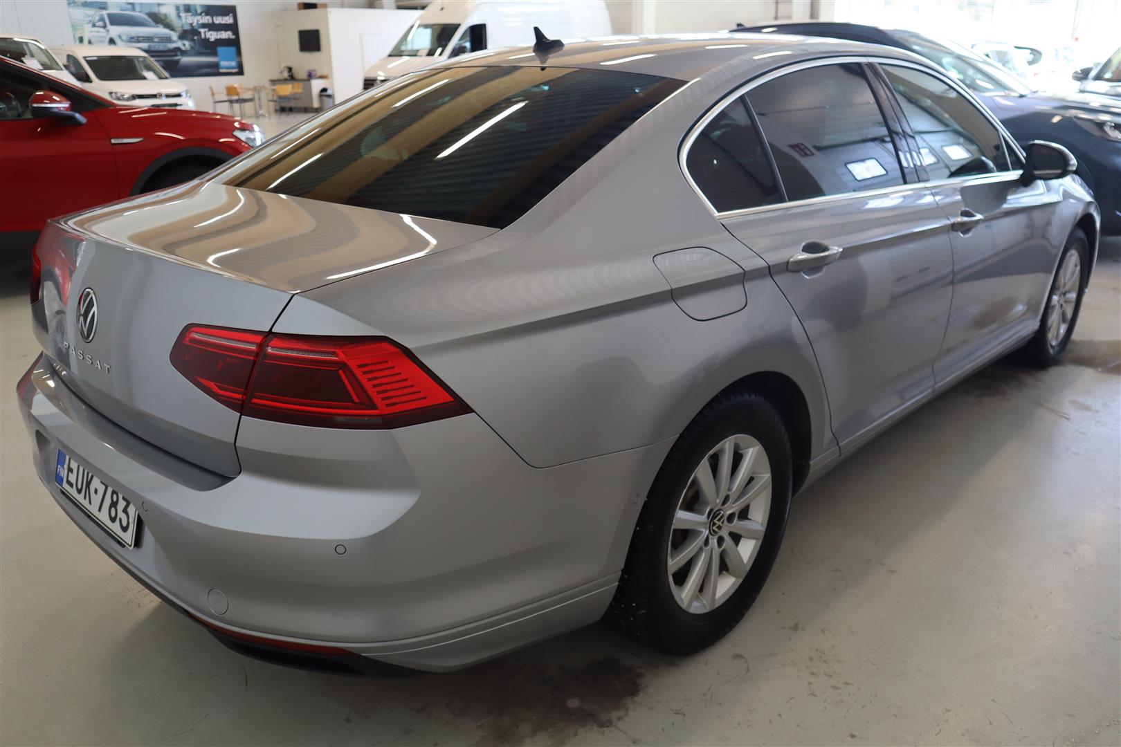 VOLKSWAGEN Passat 2022