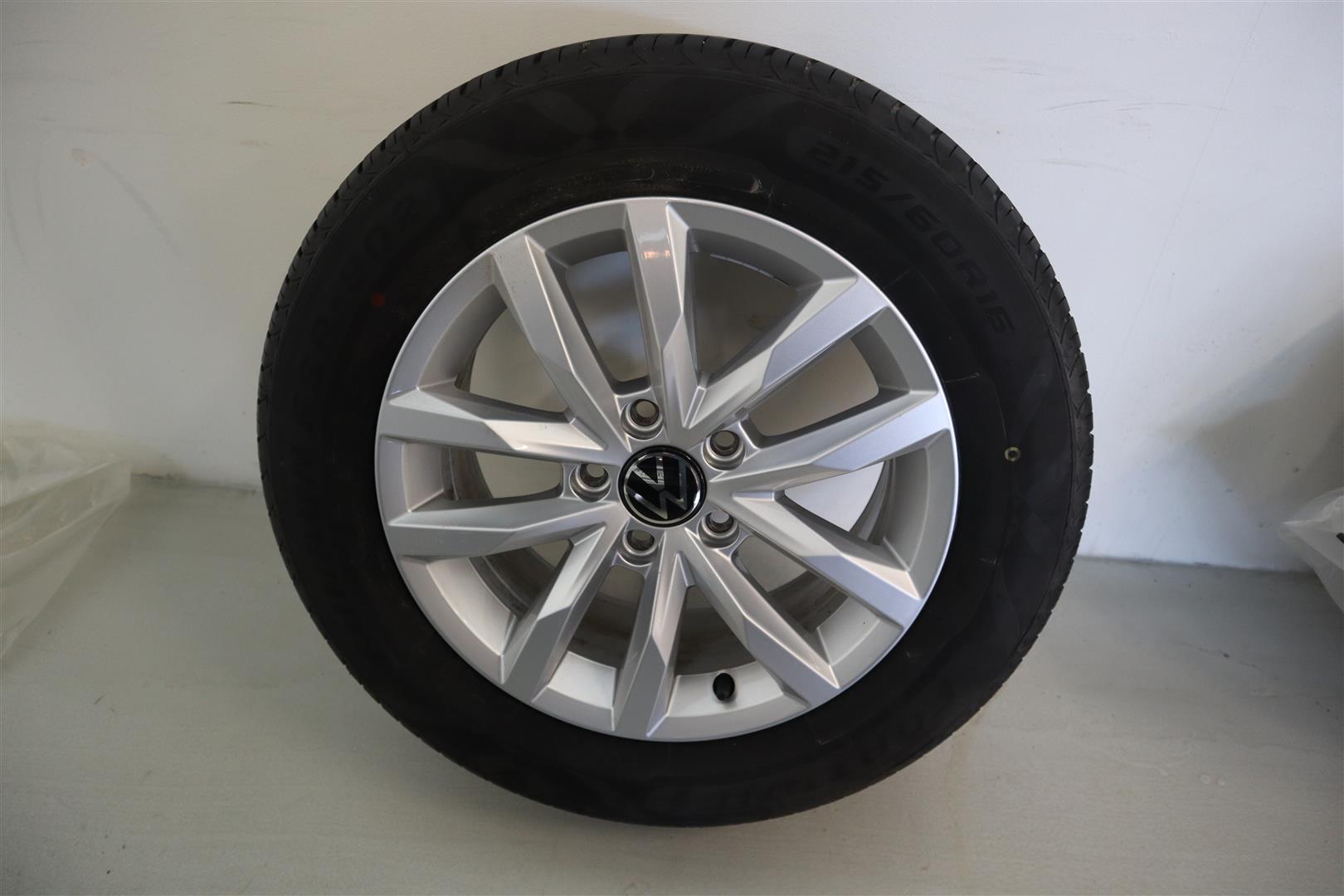 VOLKSWAGEN Passat 2022