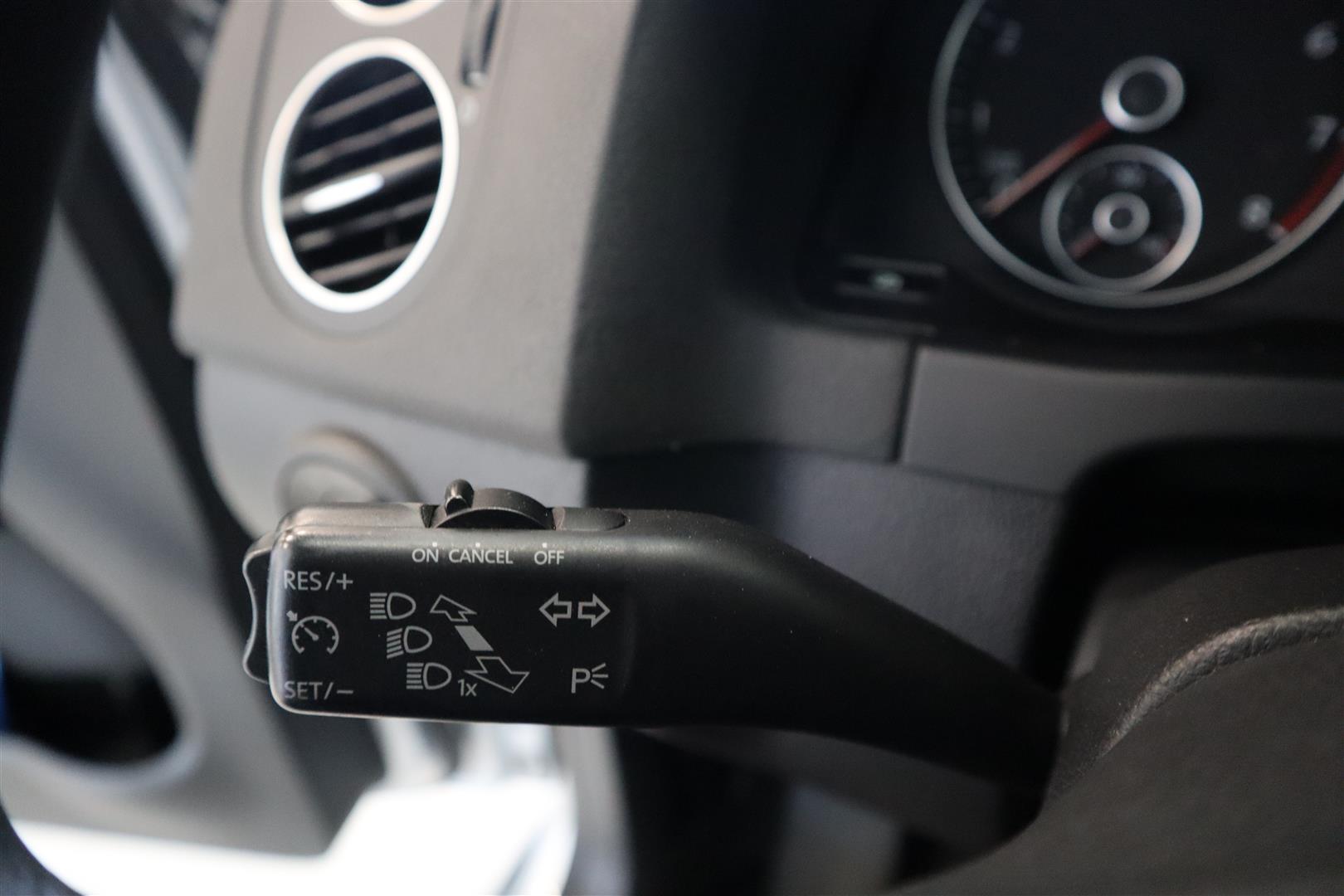 VOLKSWAGEN Golf Plus 2011