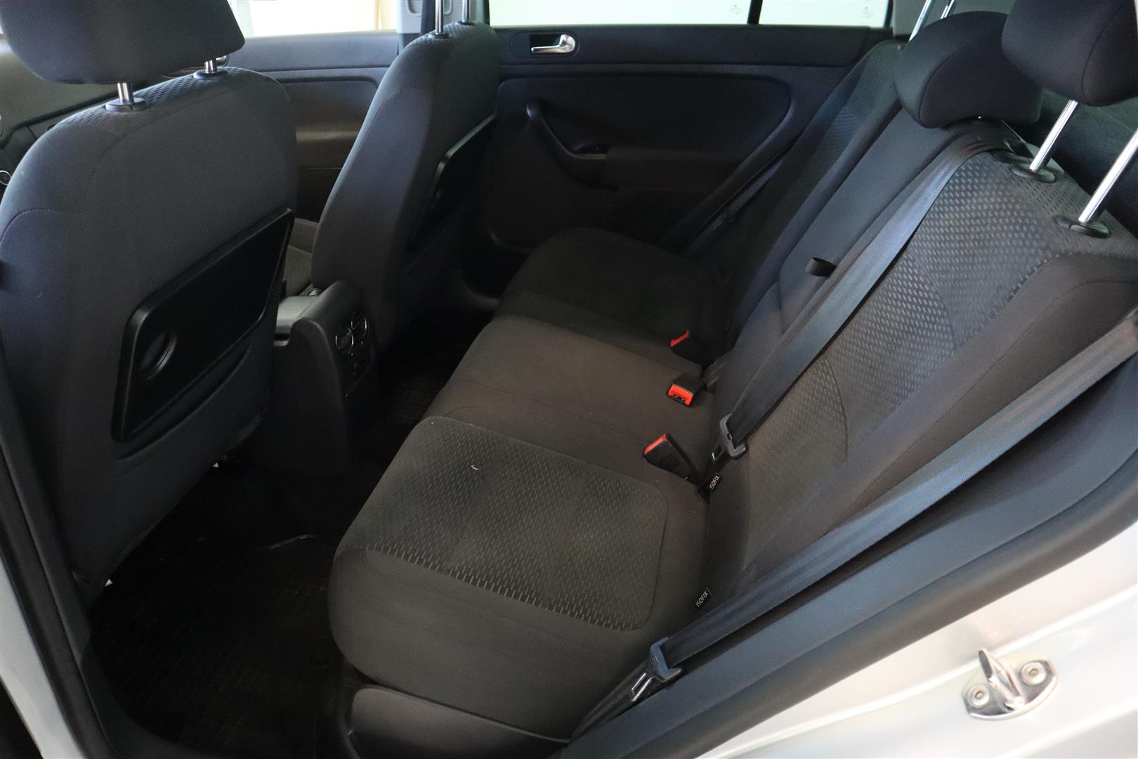 VOLKSWAGEN Golf Plus 2011