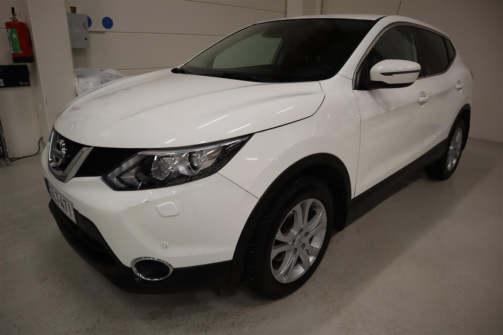 NISSAN Qashqai 2015