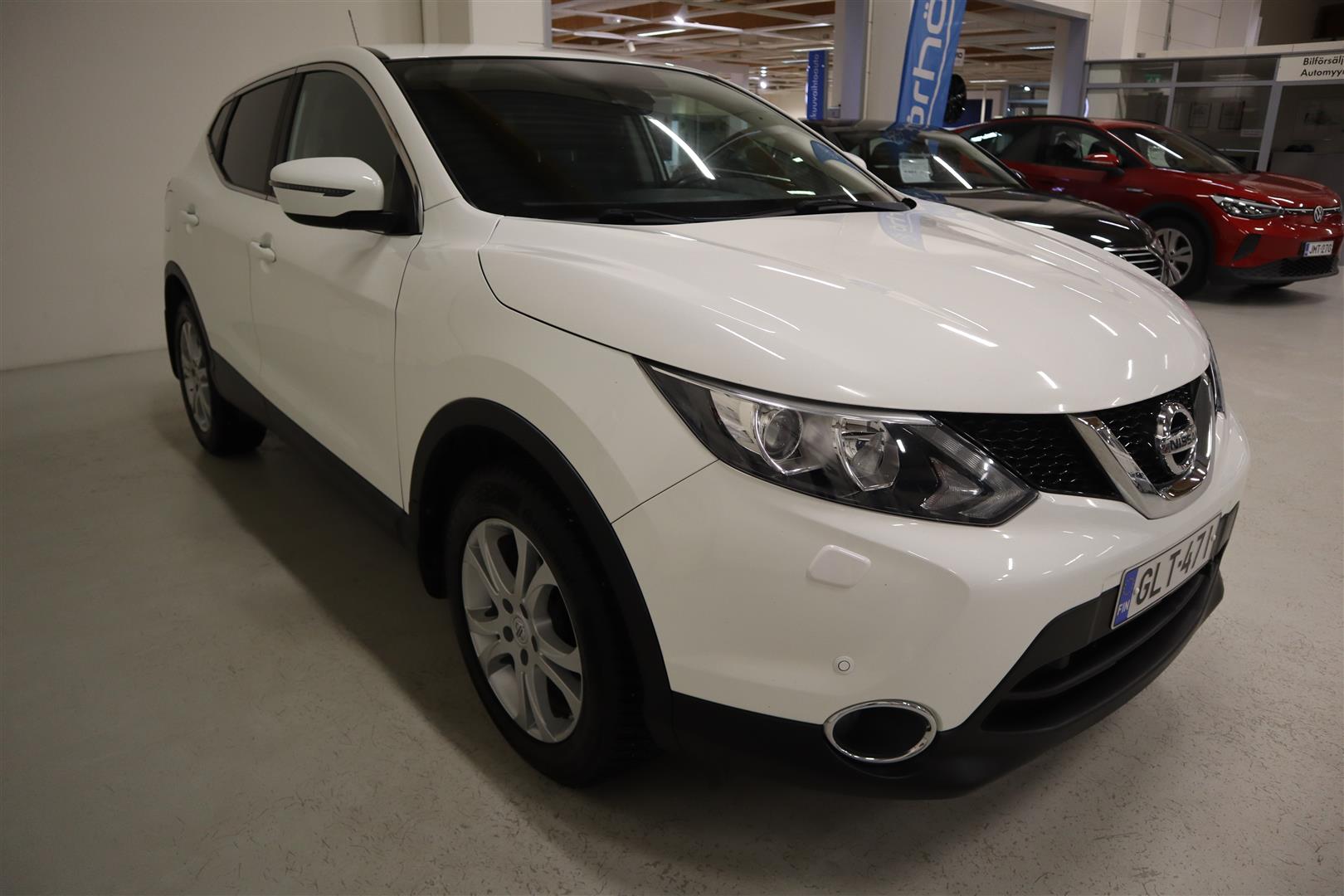 NISSAN Qashqai 2015