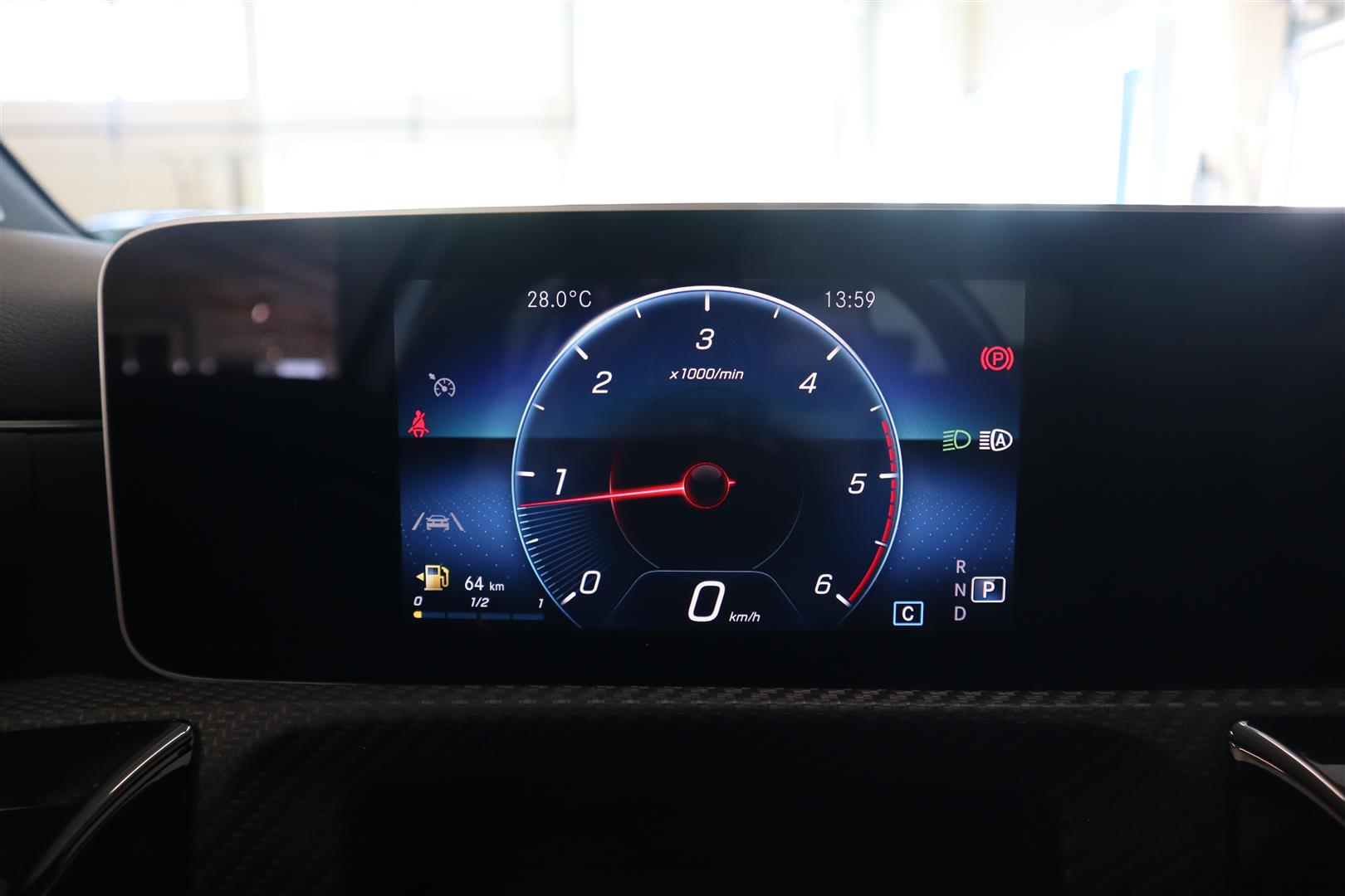 MERCEDES-BENZ A 2020