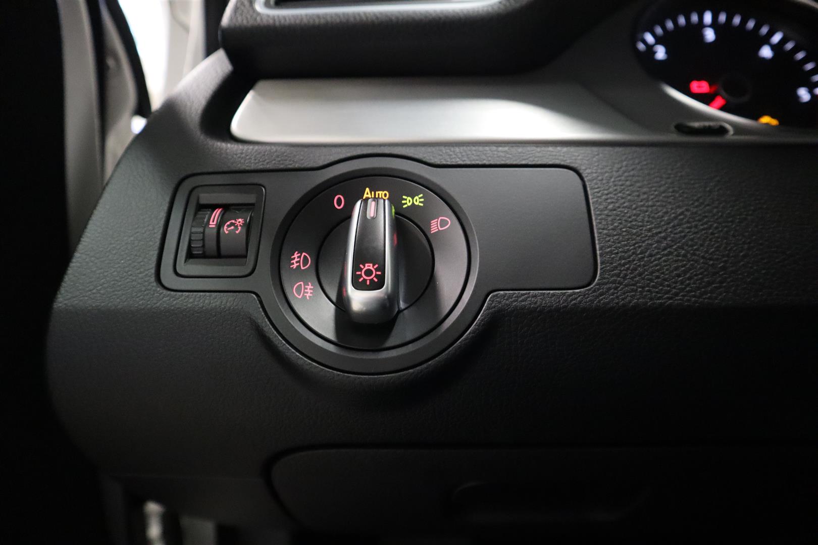 VOLKSWAGEN Passat 2014