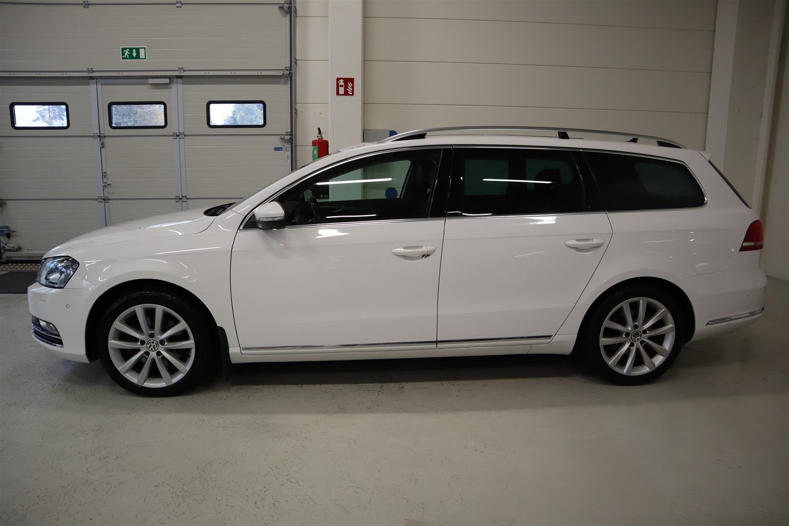 VOLKSWAGEN Passat 2014
