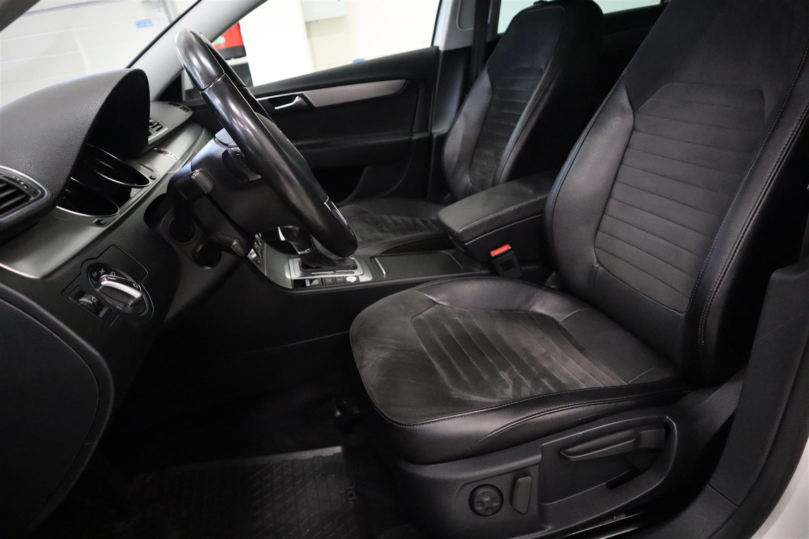 VOLKSWAGEN Passat 2014