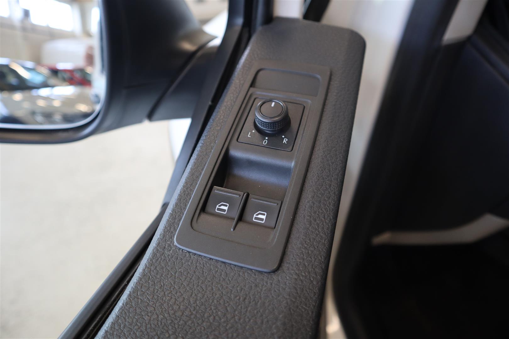 VOLKSWAGEN Transporter 2017