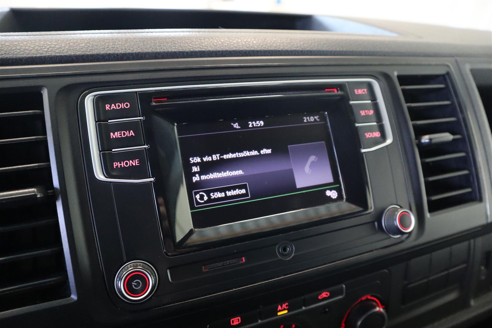 VOLKSWAGEN Transporter 2017