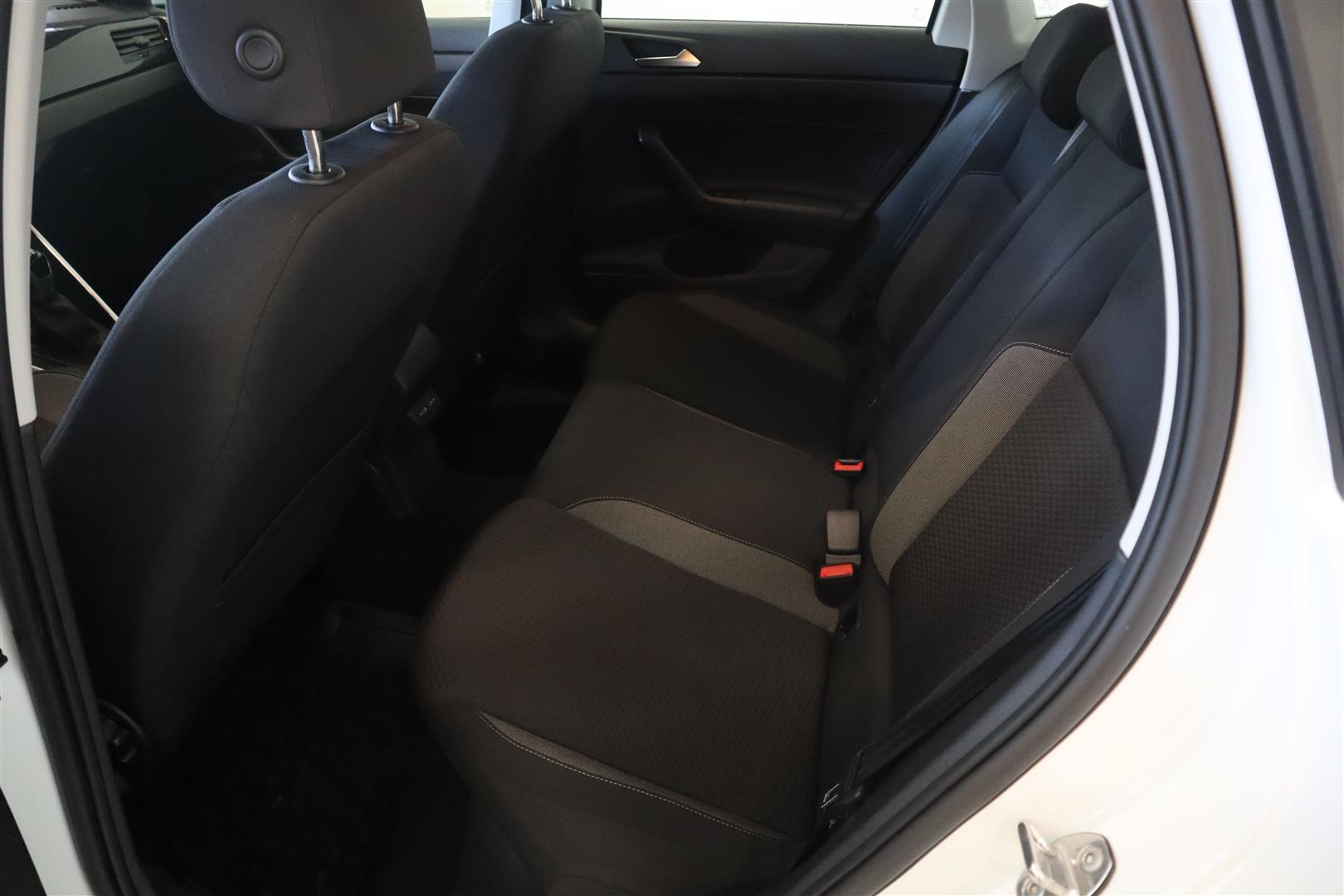 VOLKSWAGEN Polo 2023