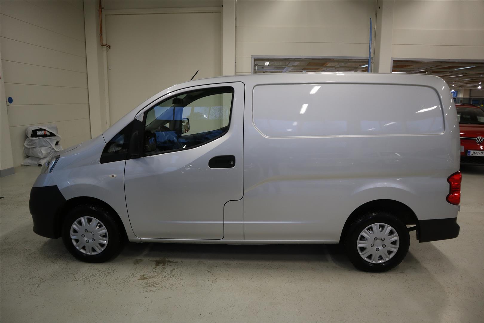 NISSAN NV200 2015