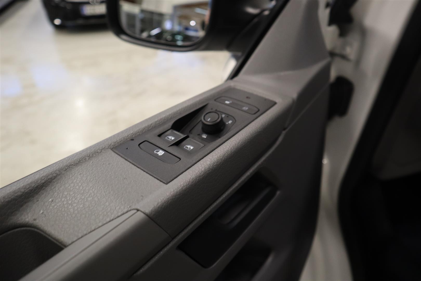 VOLKSWAGEN Transporter 2022