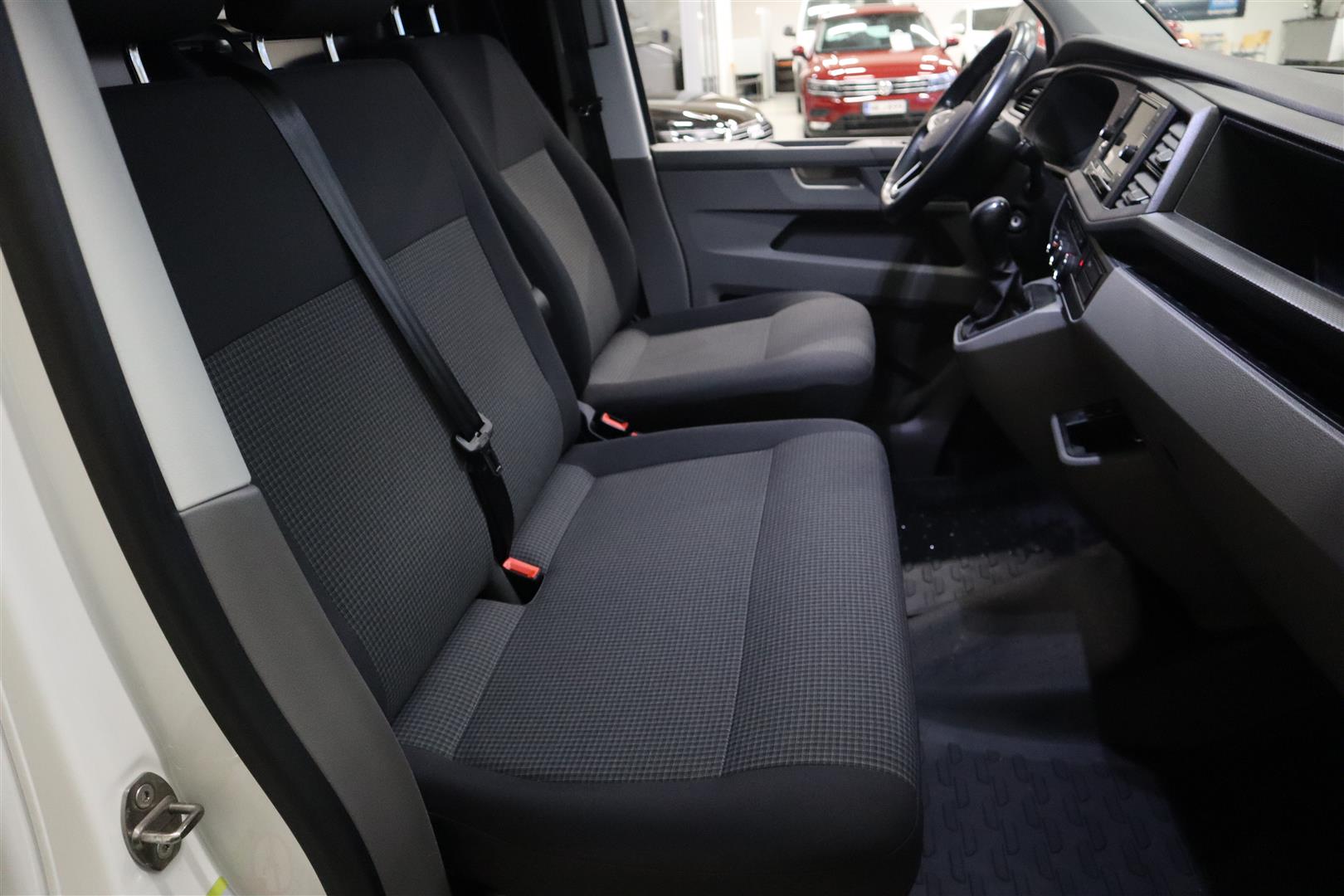 VOLKSWAGEN Transporter 2022