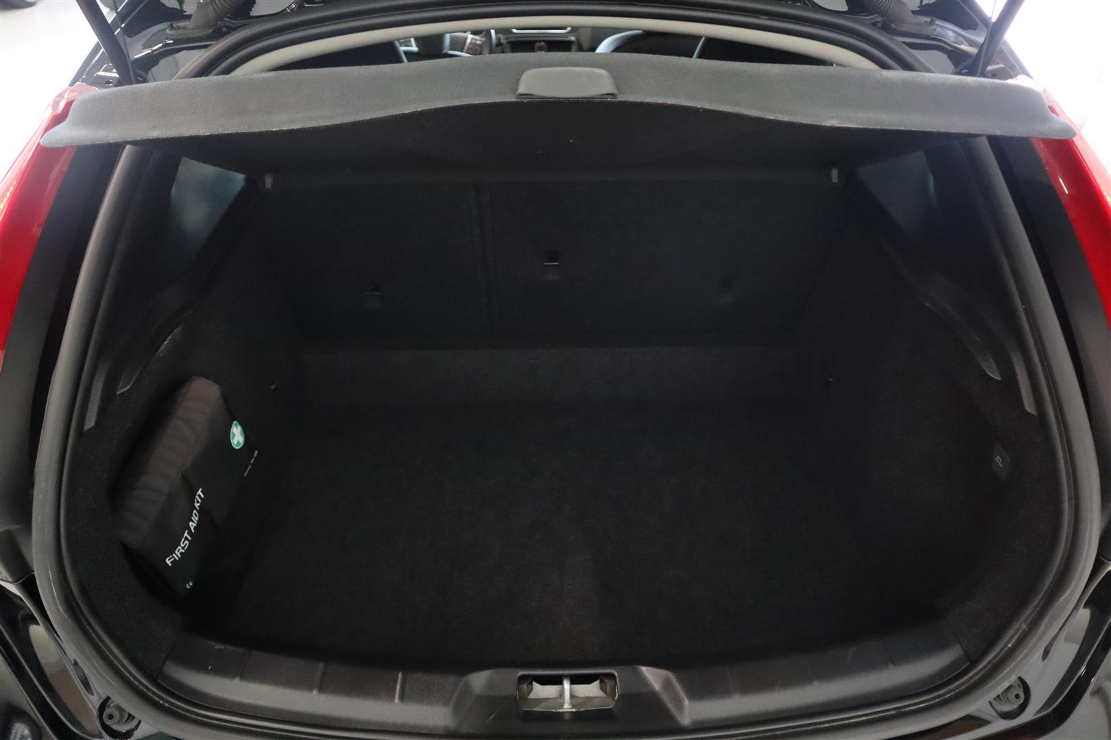 VOLVO V40 Cross Country 2018