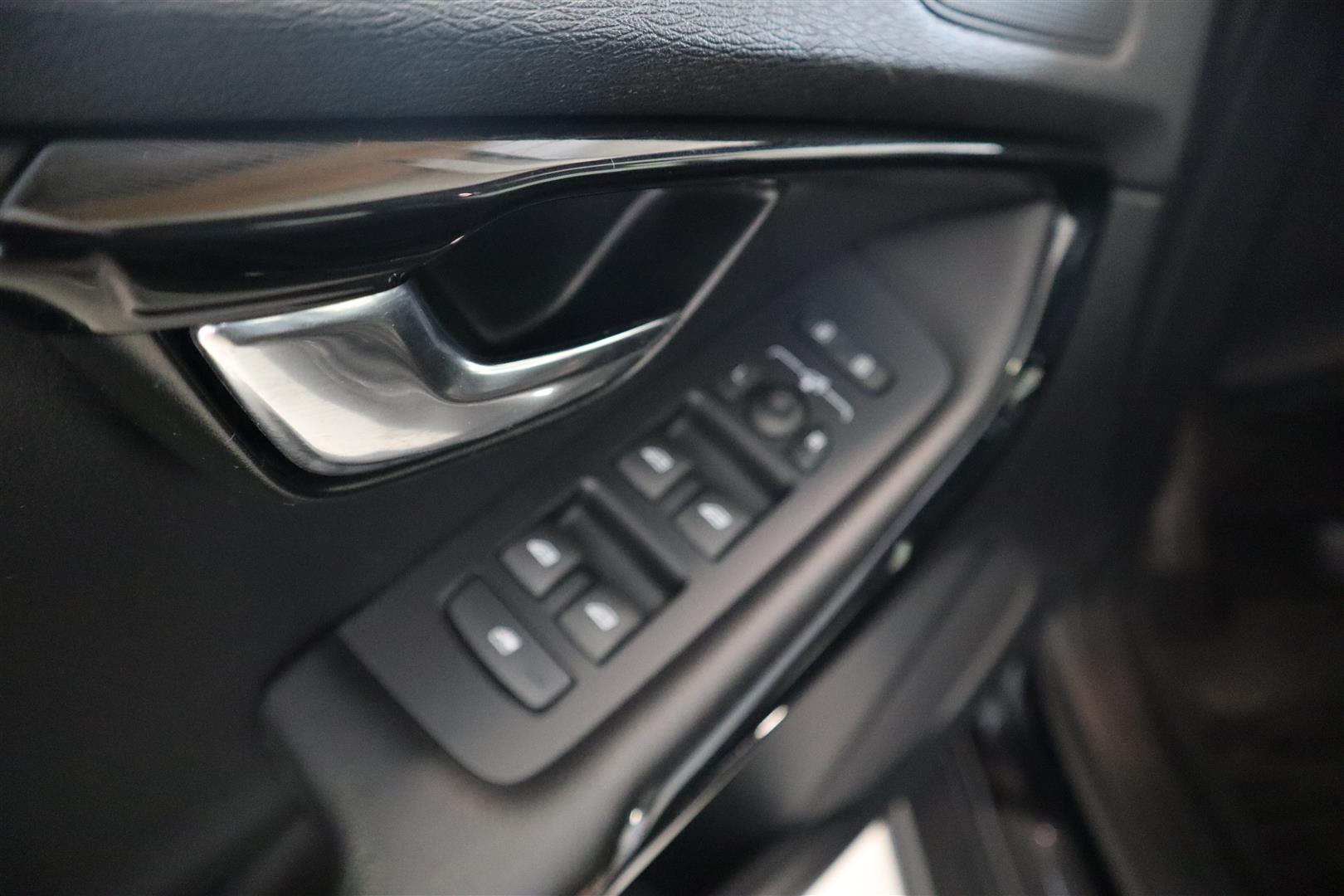 VOLVO V40 Cross Country 2018