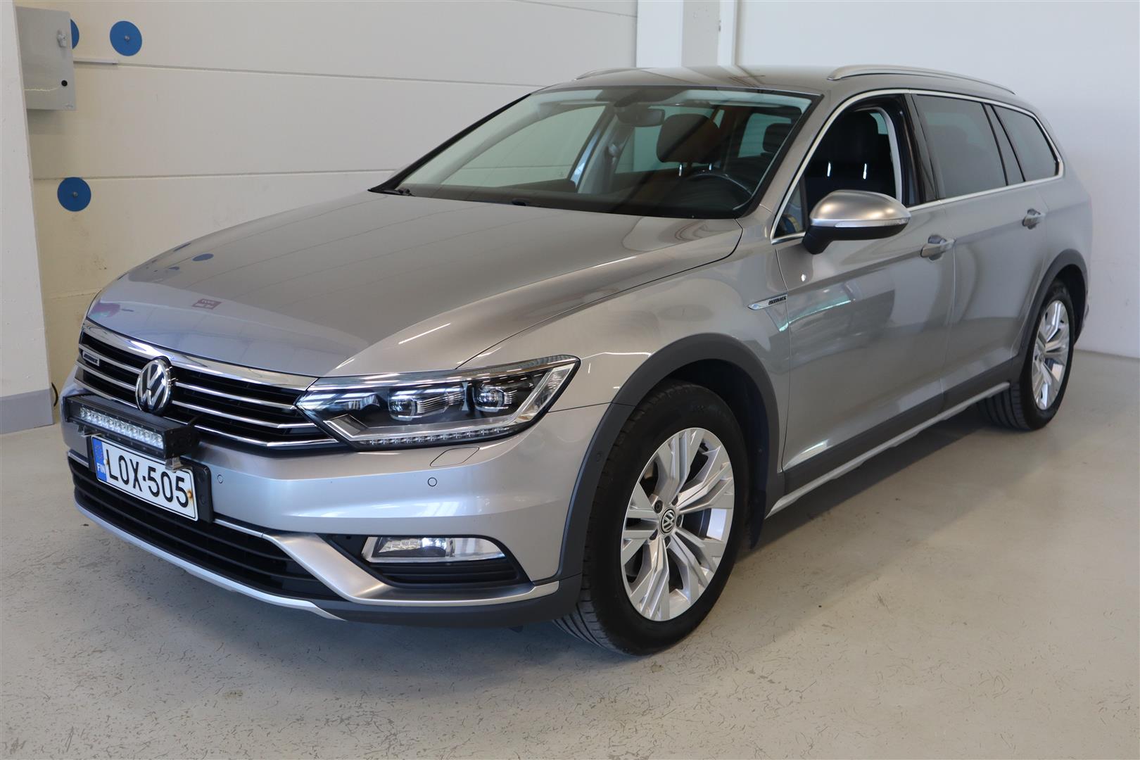 VOLKSWAGEN Passat 2019