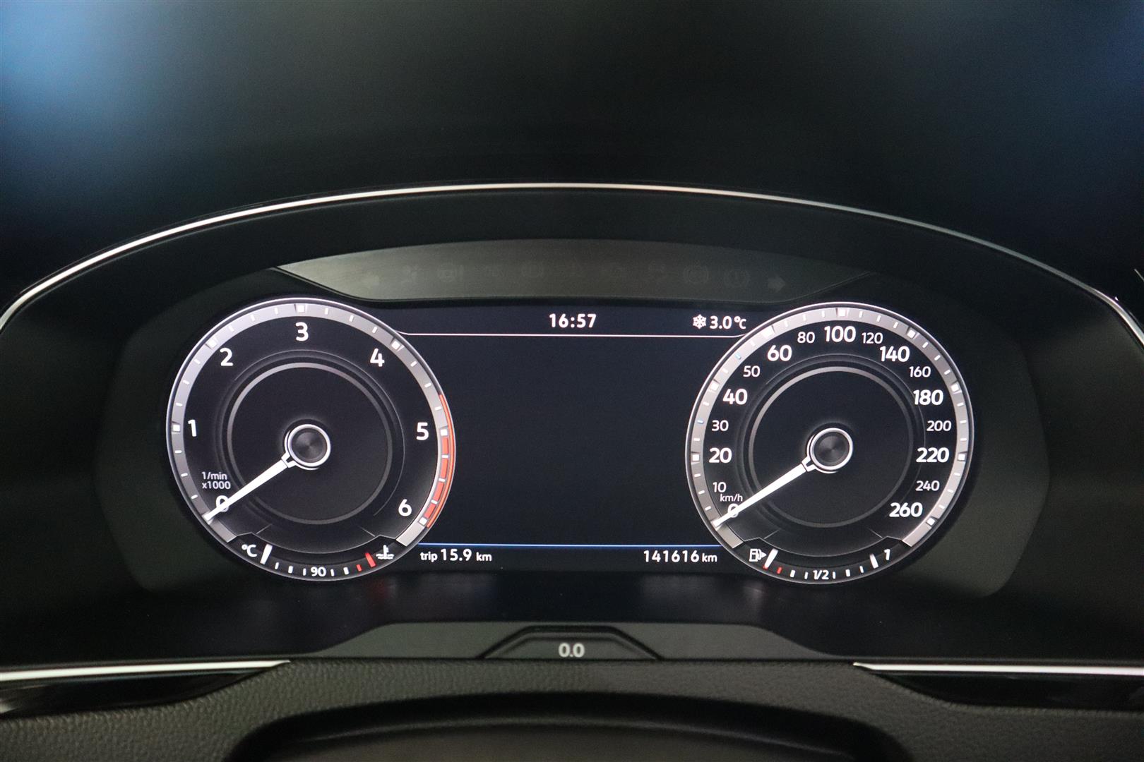 VOLKSWAGEN Passat 2019